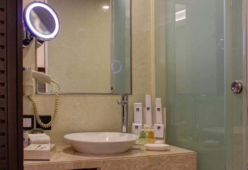 The Sahil Hotel Mumbai Ngoại thất bức ảnh