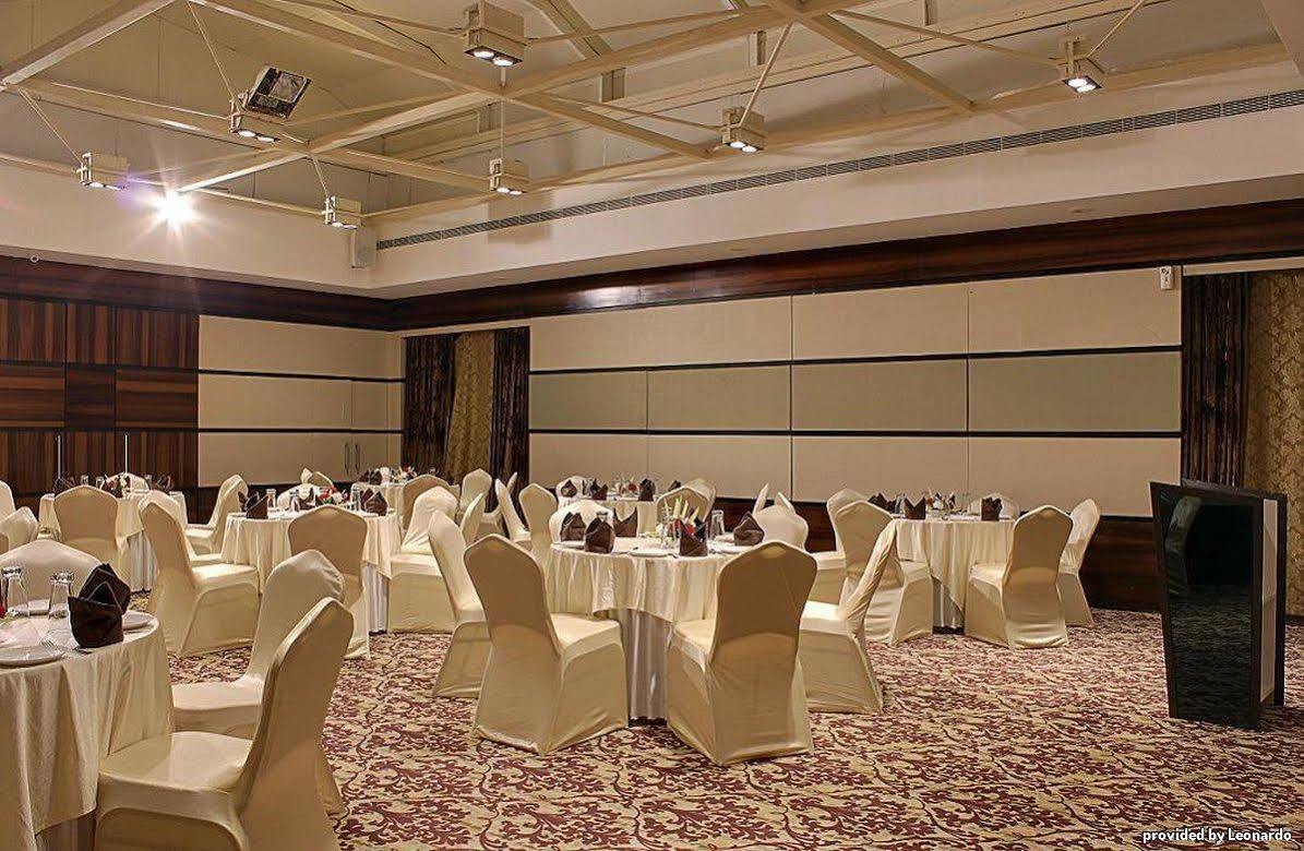The Sahil Hotel Mumbai Ngoại thất bức ảnh