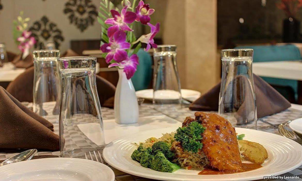 The Sahil Hotel Mumbai Ngoại thất bức ảnh